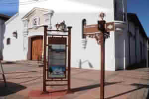Santa Cruz avanza en proyecto de señaléticas turísticas