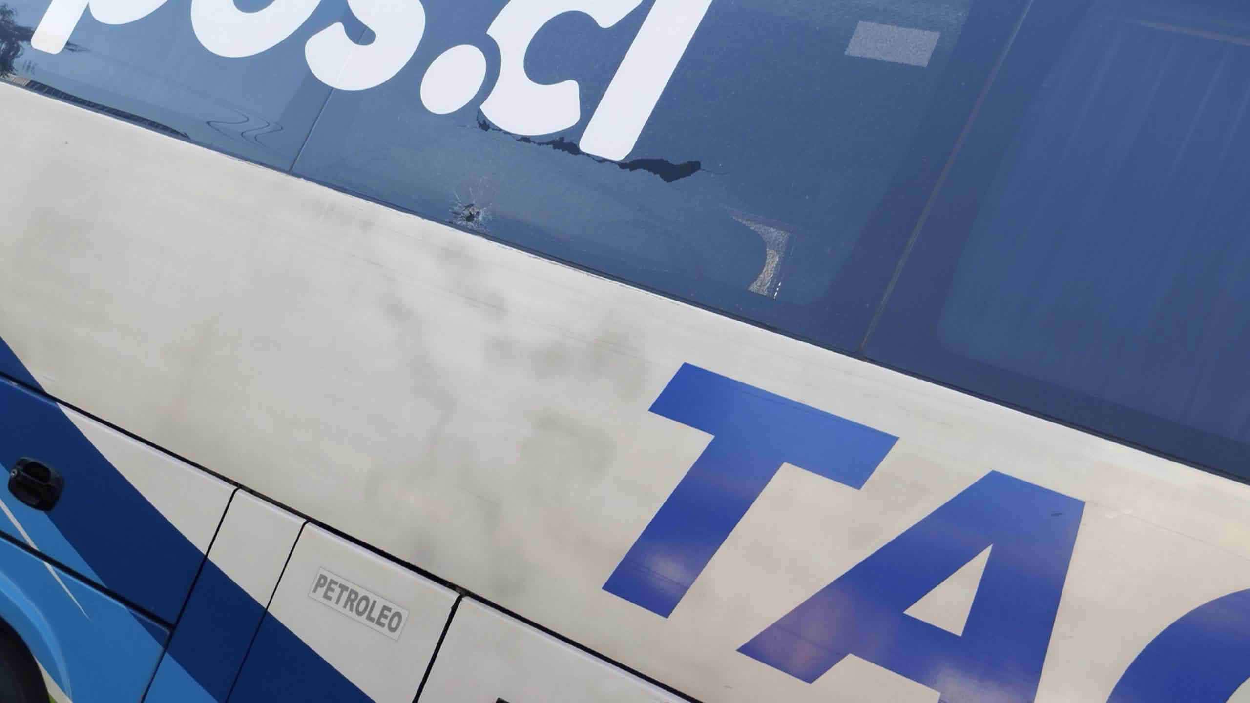 No dañó a pasajeros: reportan piedrazo a bus de la empresa Tacoha a la salida de Peumo
