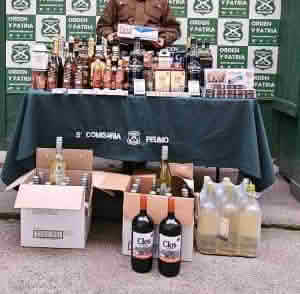 Incautan productos ilegales en minimarket de Peumo