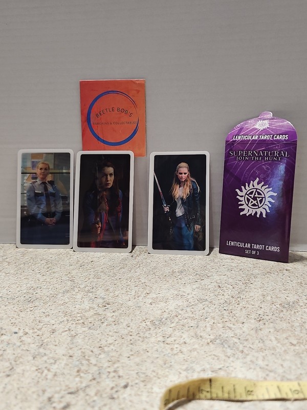 Culturefly Supernatural Join The Hunt 2020 Subs Box Lenticular Tarot Cards