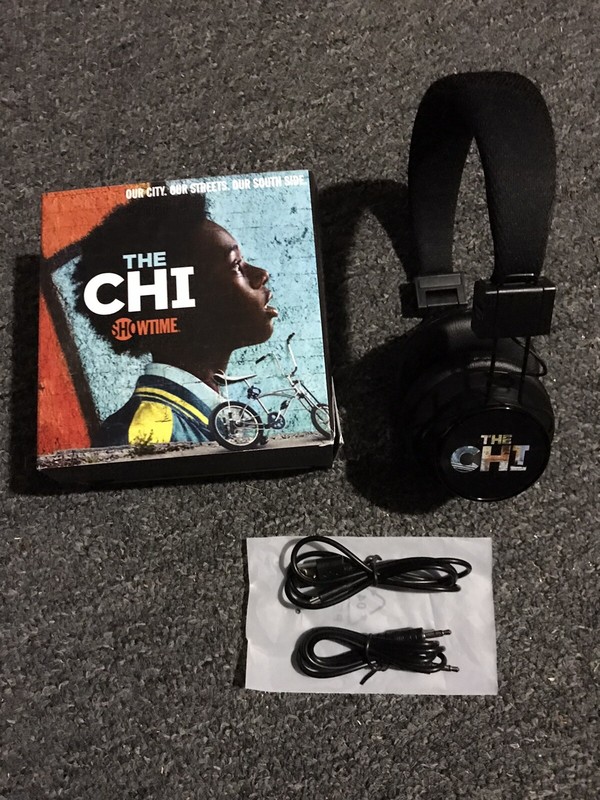 The Chi Showtime Bluetooth Headphones Promo Item Black New In Box Collectible