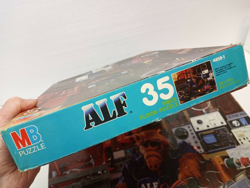 Vtg ALF PUZZLE 35 PIECE MILTON BRADLEY MB 4858-1 22 x 17 inches JUMBO JIGSAW gallery