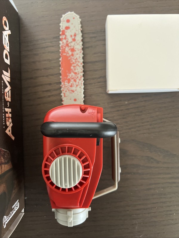 Ash vs Evil Dead Mini Chainsaw Power Bank Loot Crate 2016 Exclusive With Box gallery