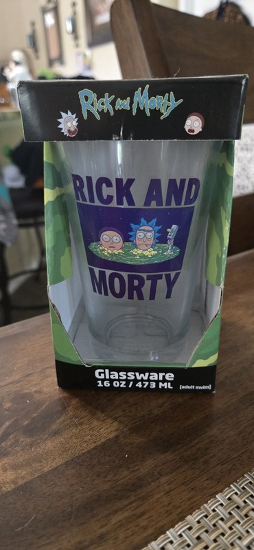 Rick and Morty 16oz Pint Glass Tumbler – New in Box – Adult Swim Silver Buffalo