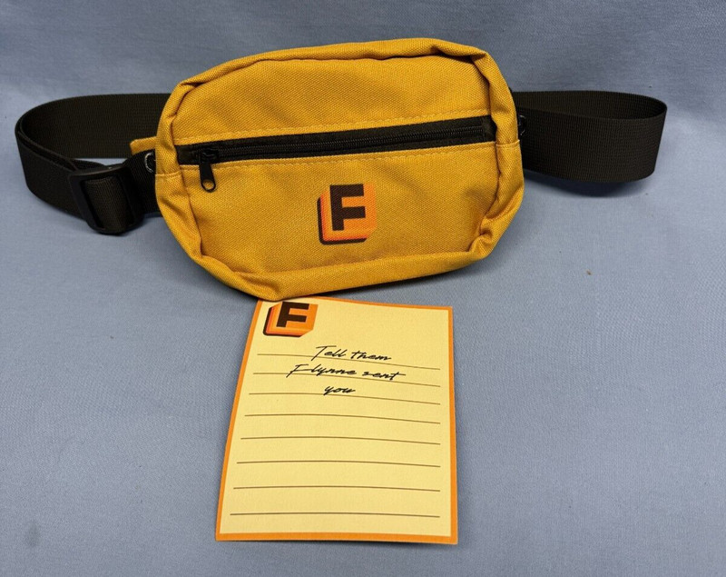 2022 NYCC Comic Con PERIPHERAL FUTURE FAB EXCLUSIVE FANNY PACK AMAZON PRIME