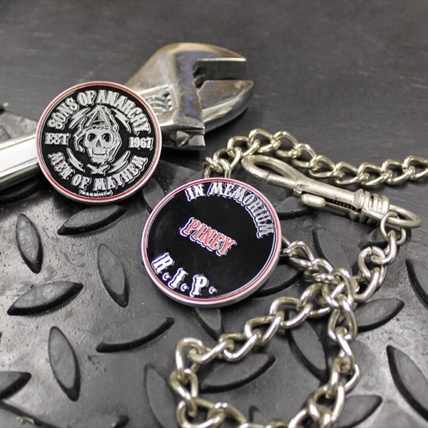 MEZCO FX SONS OF ANARCHY LIMITD EDITION MEMORIAL RIP COIN PINEY