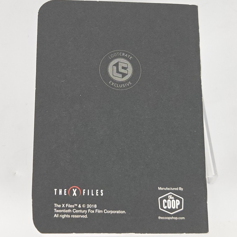 Loot Crate Exclusive X-Files I Want to Believe Journal Notebook Alien Scully Fox gallery