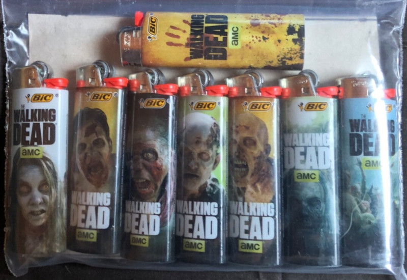 2014 AMC The Walking Dead (BIC Lighters) Set of 8 gallery