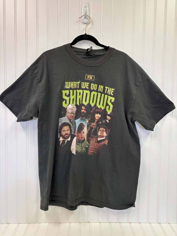 What We Do in the Shadows Mens XL Shirt Black Farewell Tour FX TV Show Comedy