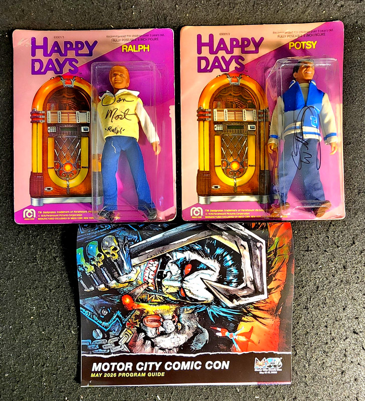 SIGNED Action Figures – Happy Days POTSY & RAlPH (Mego 1976) at MC3 show 5/26