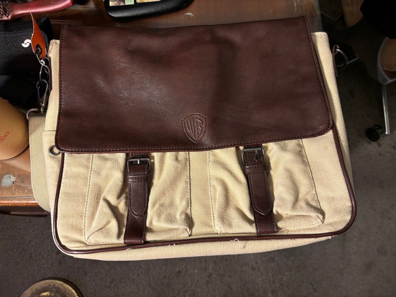 The WB network messenger bag New high quality tan brown thick lap top protection gallery