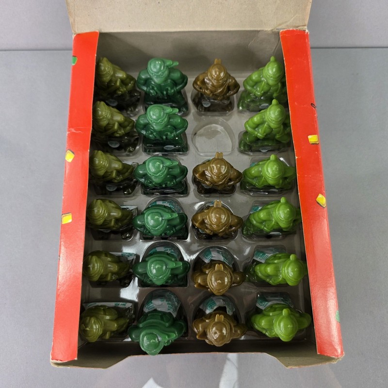 Vintage Teenage Mutant Ninja Turtles Primo Bubble Gum Box Set TMNT 1990 Topps gallery