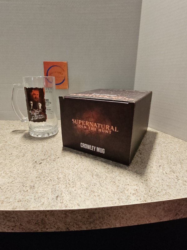 Culturefly Supernatural Join The Hunt 2019 Subscription Box Crowley Pint Glass gallery