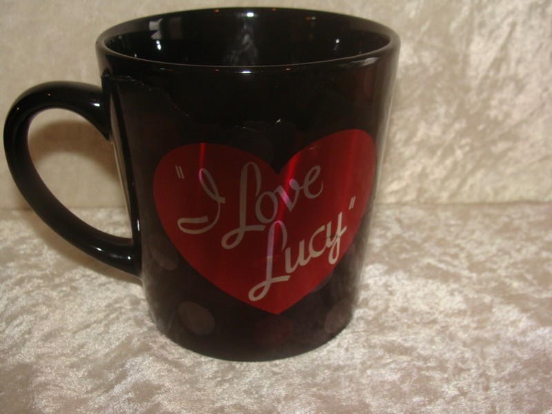Universal Studios A Tribute to I Love Lucy Lucille Ball Souvenir Mug~4.25”Tall