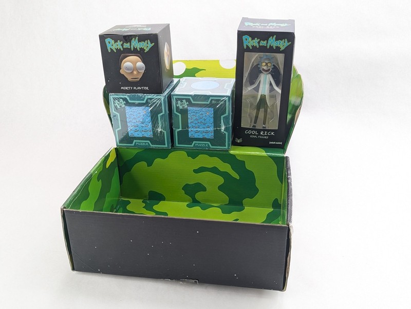 Rick & Morty Gift Box Set - INCOMPLETE